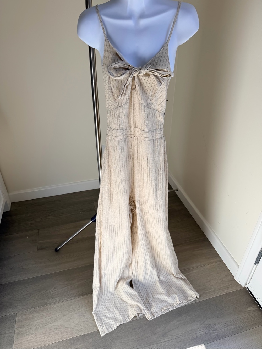 Japna Cream Tie-Front Wide-Leg Jumpsuit S 52% cotton linen.